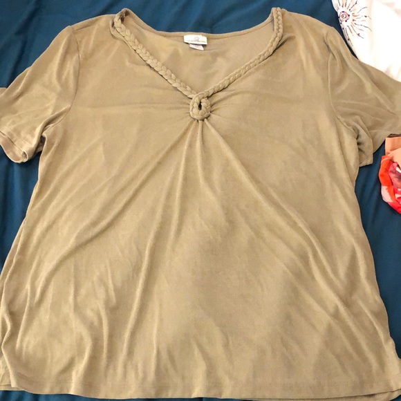 Lot of 1xl 1x women’s shirts 6 total in lot - Picture 2 of 8